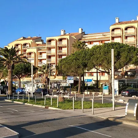 Appartement Port Est, Le Capitole, 27m2, Vue Fréjus