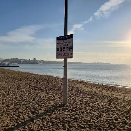 Appartement Port Est, Le Capitole, 27m2, Vue Fréjus