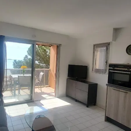 Port Est, Le Capitole, 27m2, Vue *